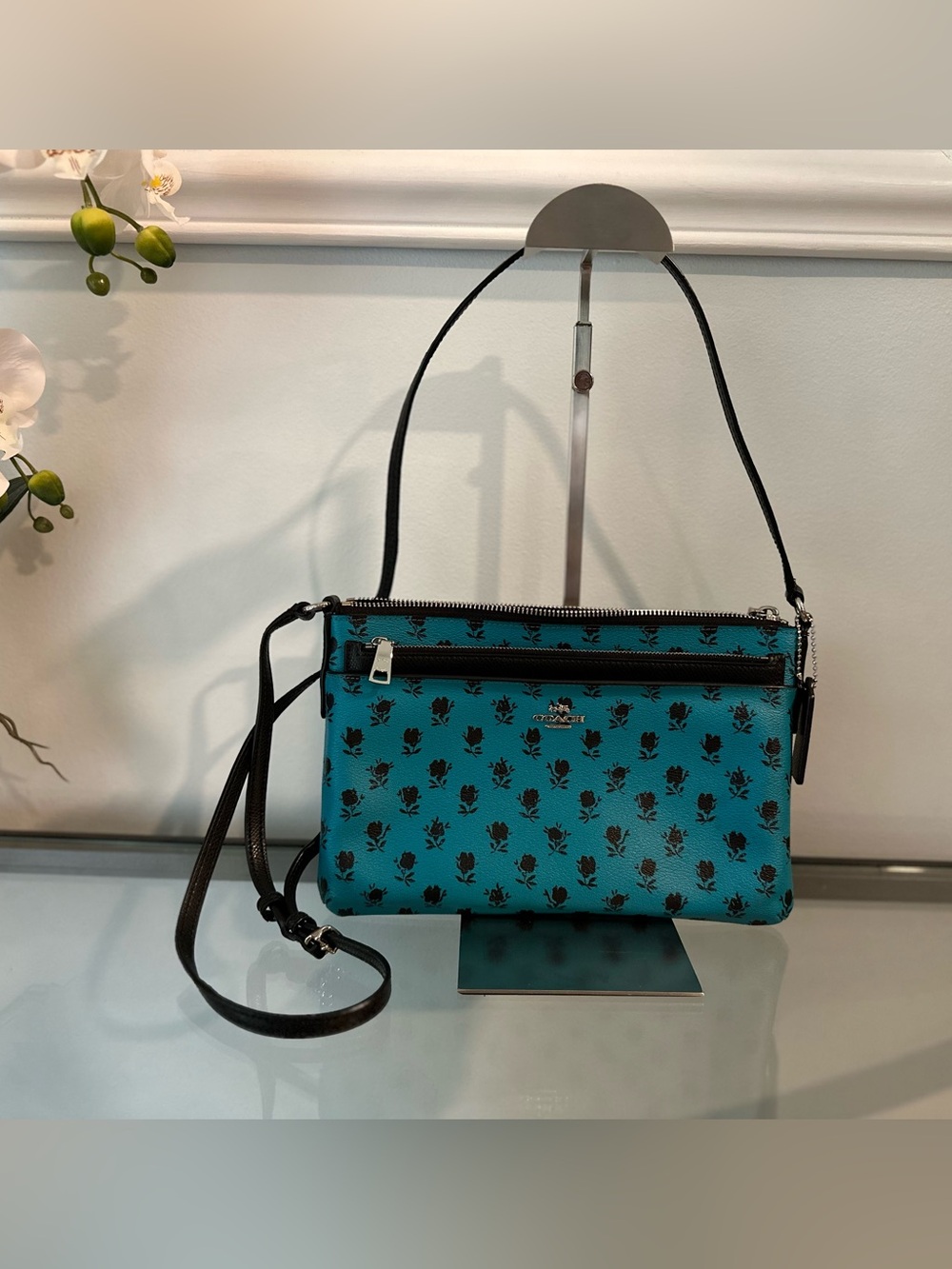 Coach East/West Pop-Up Messenger Crossbody in Badlands Floral Print